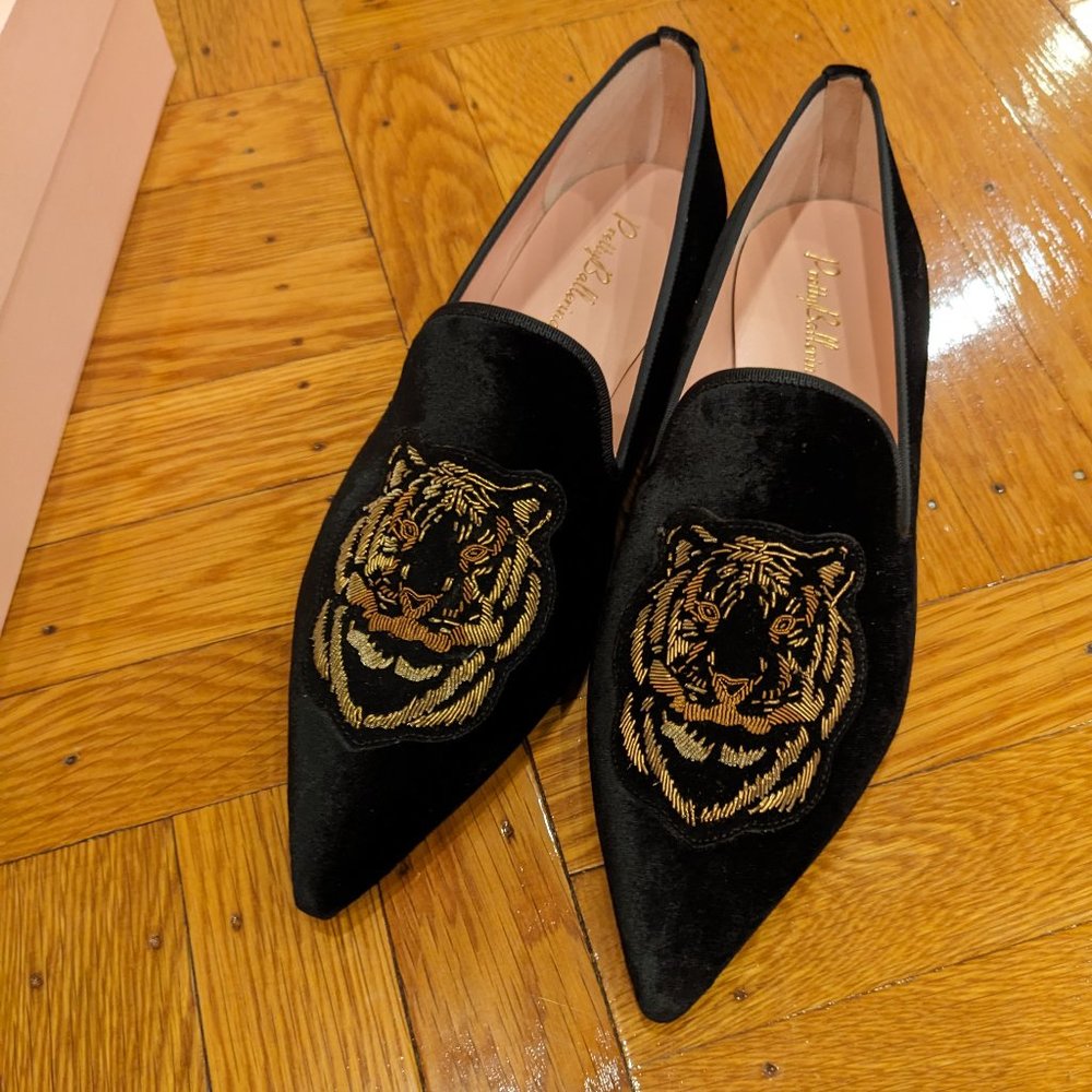 Pretty Ballerinas Black Velvet Loafer NIB 41 10 US